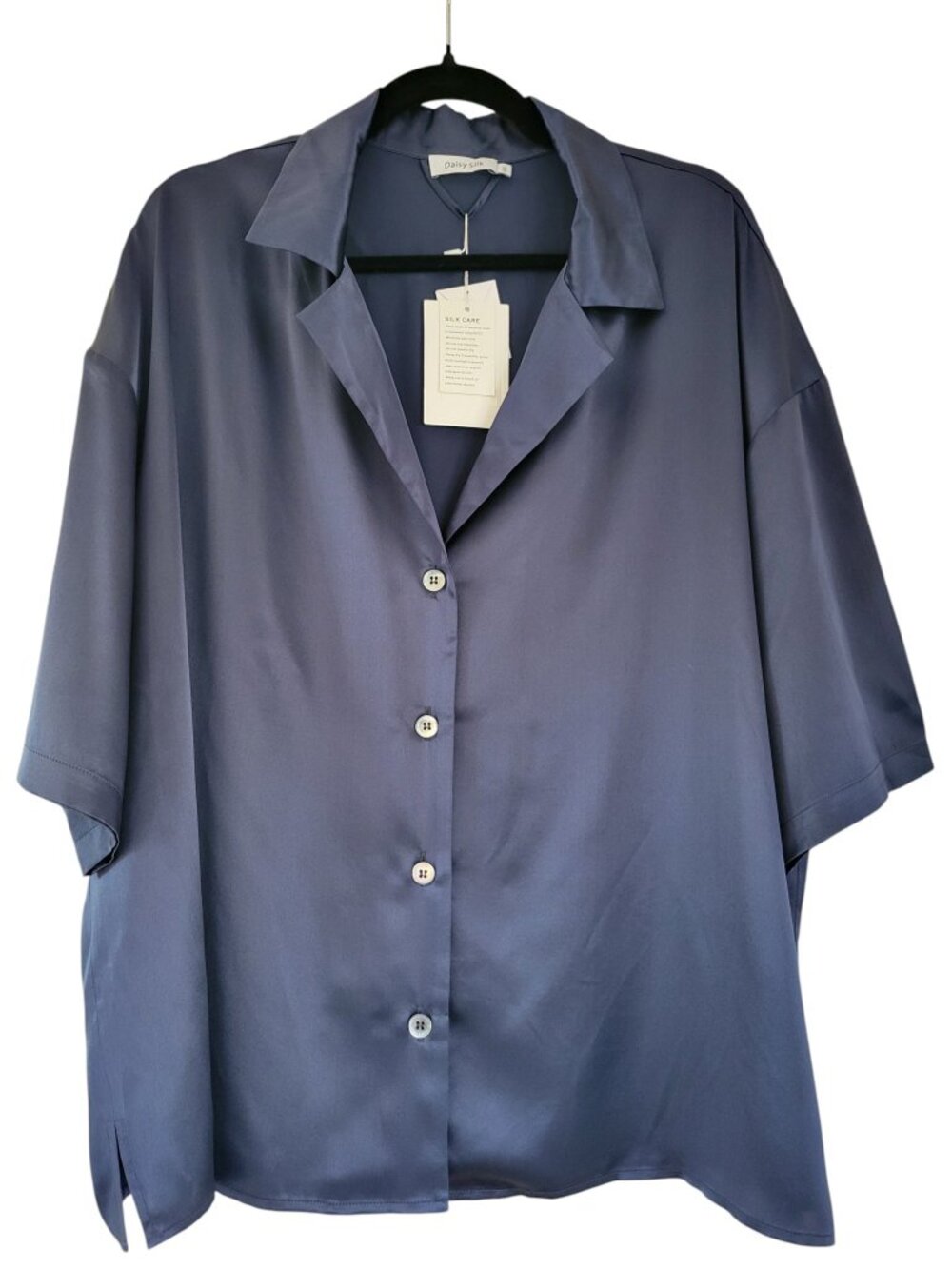 Daisy Silk 100% Mulberry Silk Short Sleeve Button Down Navy Closet Staple NWT